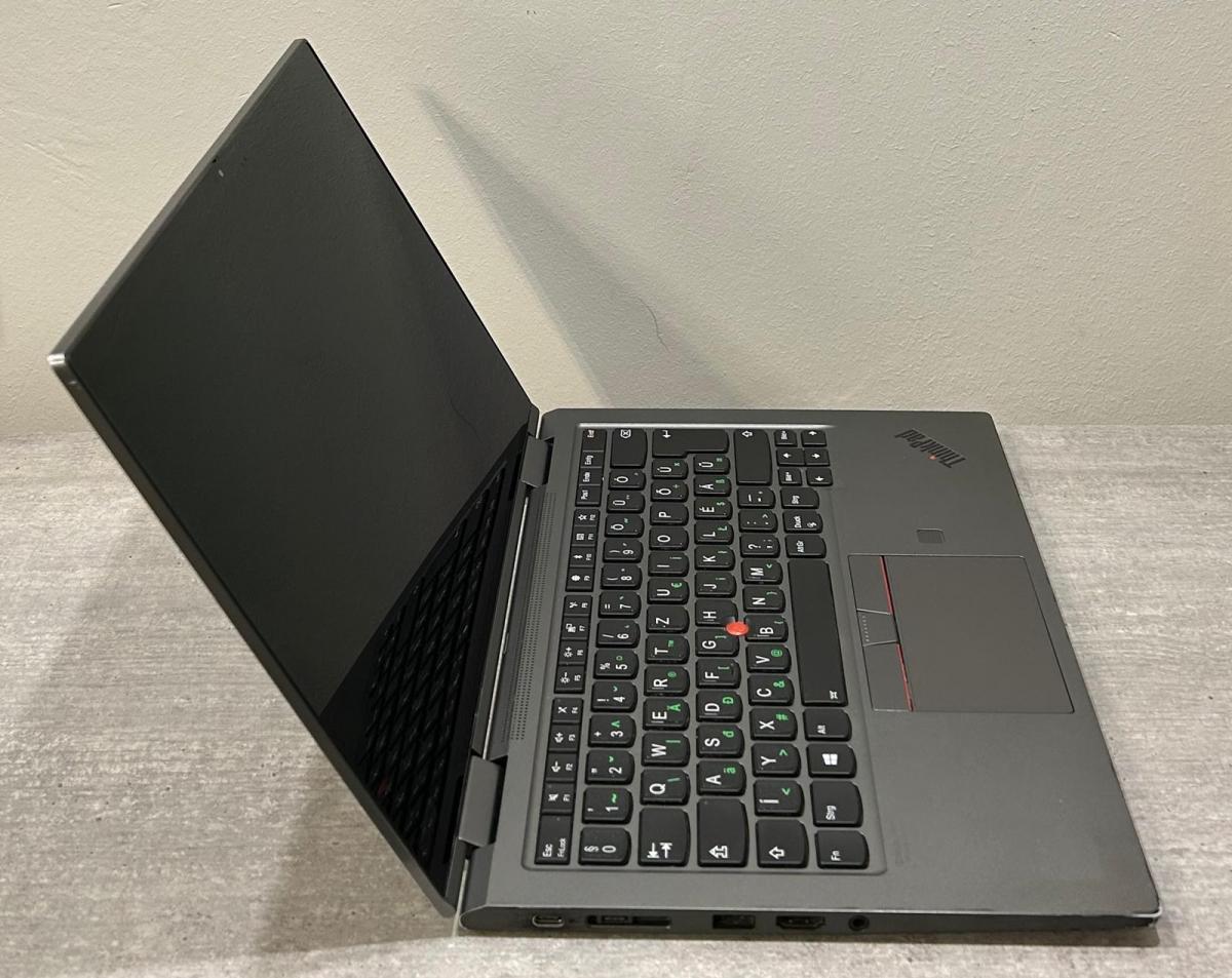 Lenovo ThinkPad X1 Yoga (4th Gen)